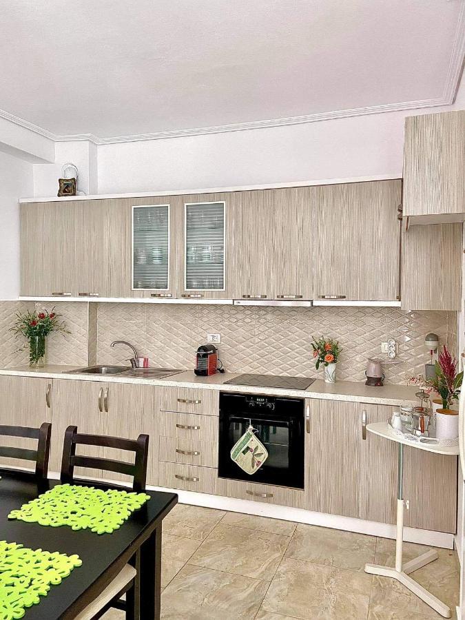 Iraa'S Apartment Sarandë 외부 사진